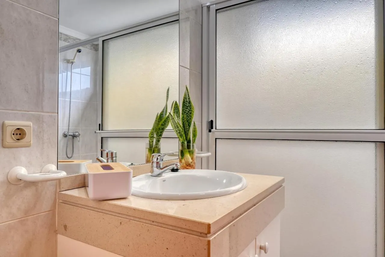 Apartment Costa Do Sol, A Home In Madeira Funchal